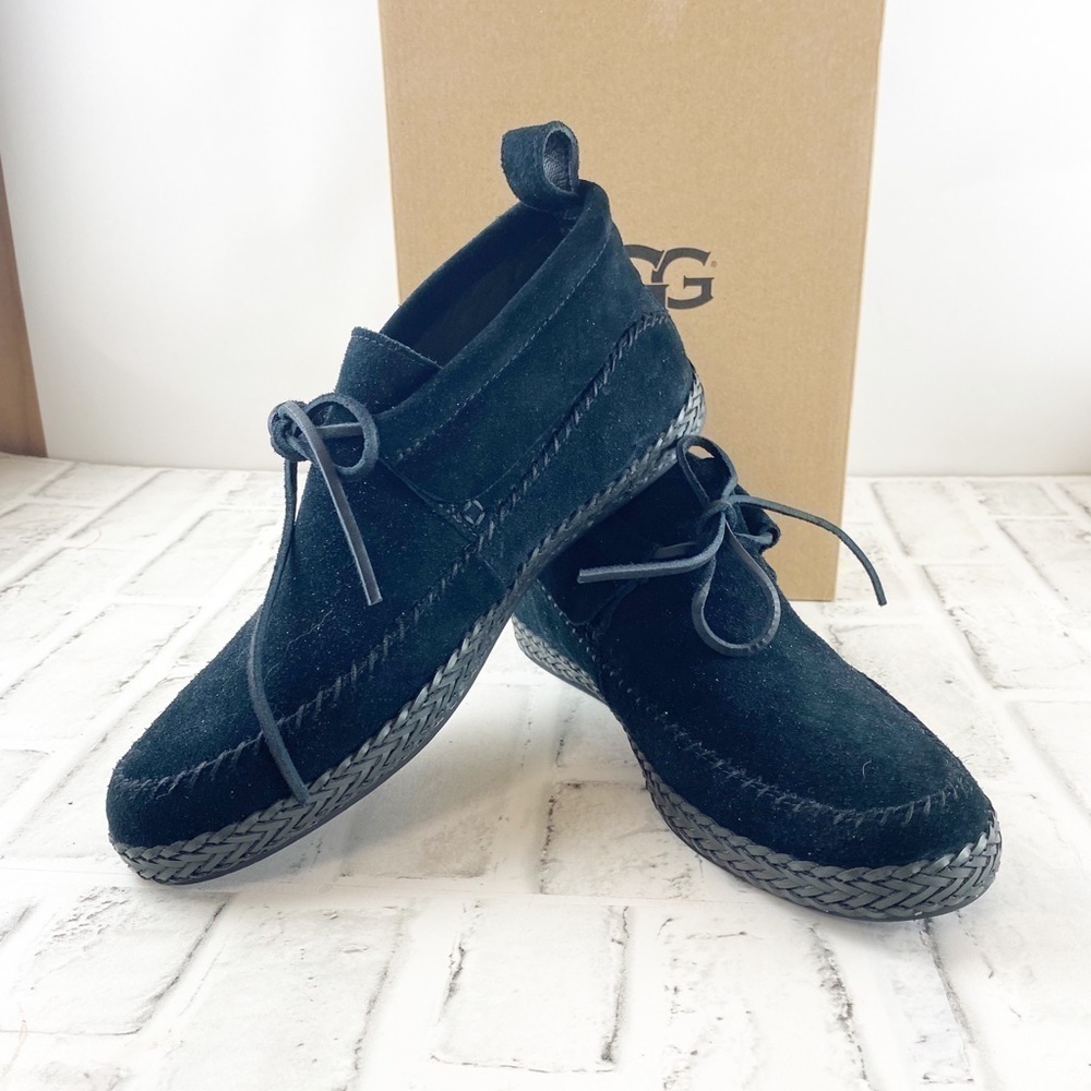 UGG Woodlyn Moccasin Bootie Black (9.5)